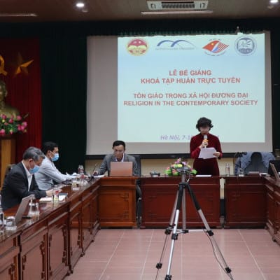Dr. Do Lan Hien, Director of IRB delivered remarks at the Closing session